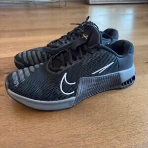 Nike Metcon 9 Training Shoes Men’s Size 10.5 Black White Gray